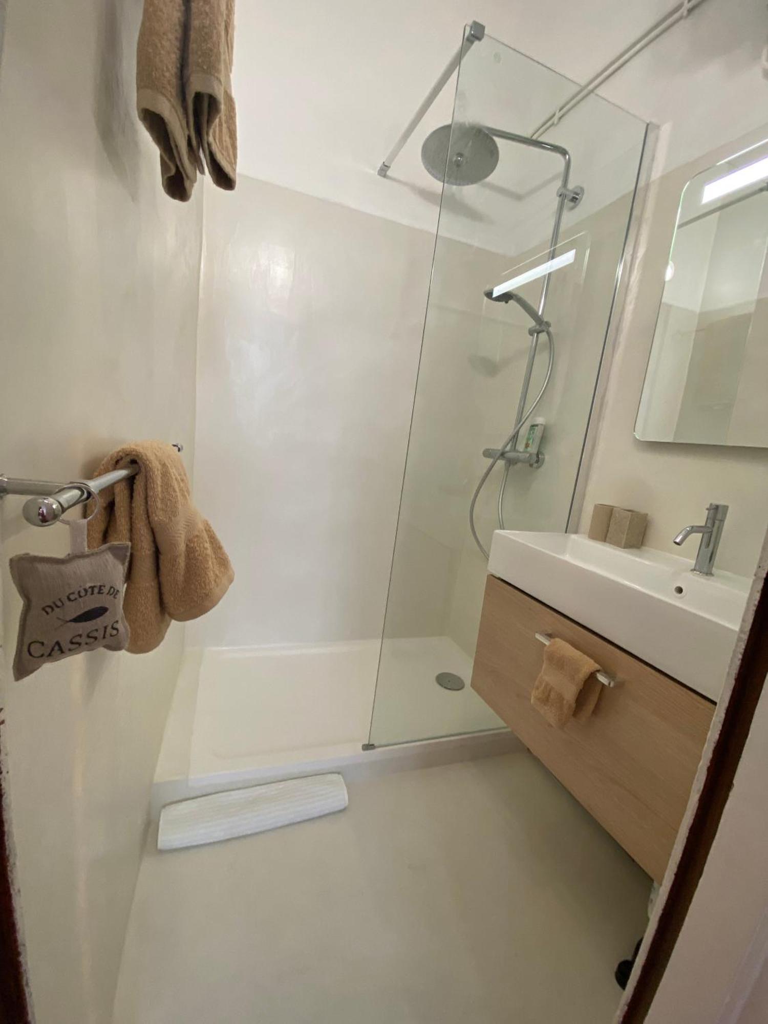 Click! Casa Lamartine Fabulous Ideal Location Walk To All!!! Cassis Exterior foto